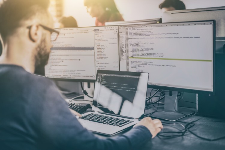 4 Things to Ask Your Software Developer Before Hiring Them
