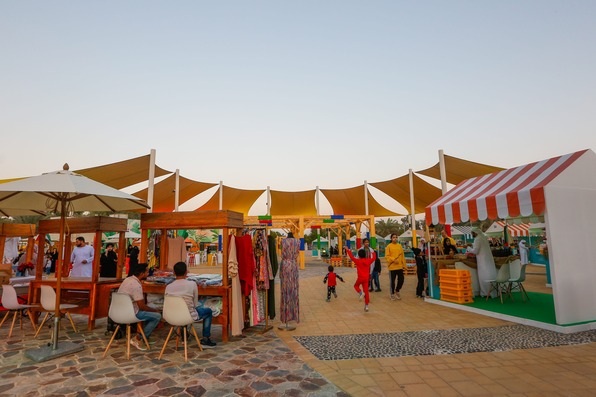 How Do Event Organizers Manage Event Budgets?